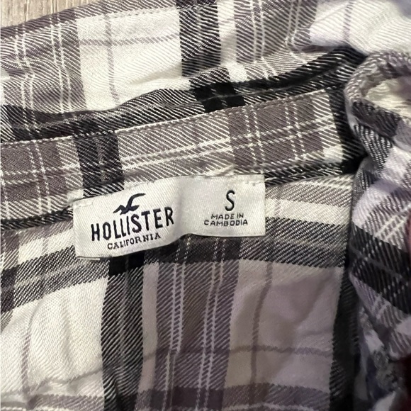 Hollister Plaid Shirt - Picture 3 of 4
